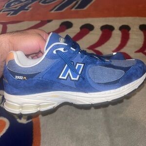 MENS NEW BALANCE 2002R SIZE 10 “ATLANTIC BLUE SEPIA” (USED GOOD CONDITION)